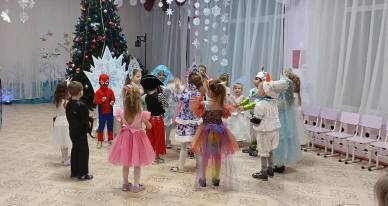 Новогодние утренники Новогодние утренники.